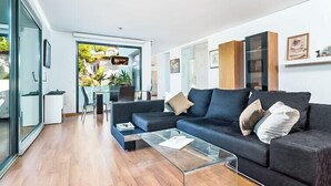 Vila, 4 kamar tidur, teras | Area keluarga