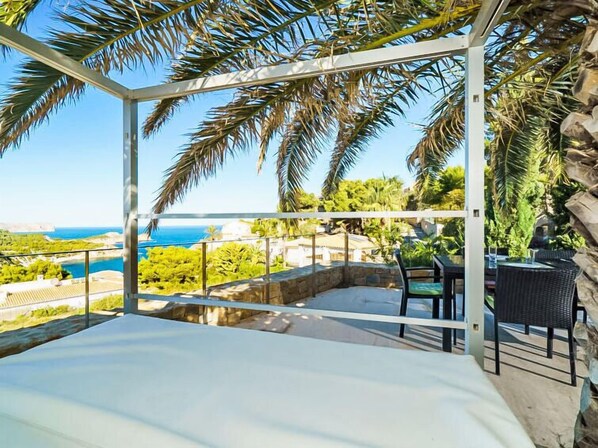 Villa, 4 Bedrooms, Terrace