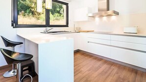 Vila, 4 kamar tidur, teras | Dapur pribadi