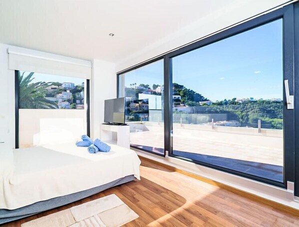 Villa, 4 Bedrooms, Terrace