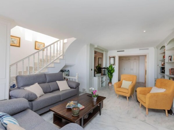 House, Multiple Bedrooms, Terrace | Living area - Global Luxury Atic Cambrils 7758 (Cambrils)