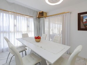 House, Multiple Bedrooms, Terrace | Dining - Global Luxury Atic Cambrils 7758 (Cambrils)