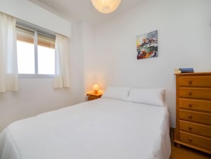 บ้านพัก, 4 ห้องนอน, ระเบียง | 4 ห้องนอน