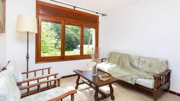 Casa, 2 habitaciones | Zona de estar