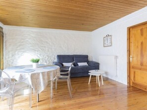 Casa, 2 habitaciones, terraza | Comedor
