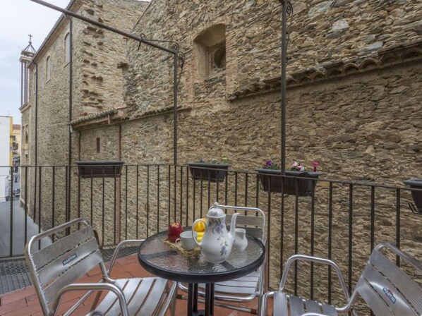 House, 2 Bedrooms, Terrace | Balcony - Global Joli - By Global Rental Holidays 7861 (Roses)