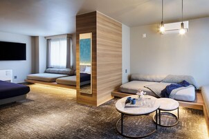 Deluxe Apartment, 2 Bedrooms | Down comforters, in-room safe, free WiFi, bed sheets