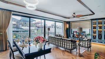 Premier-Apartment, 2 Schlafzimmer, Stadtblick | Innendetails