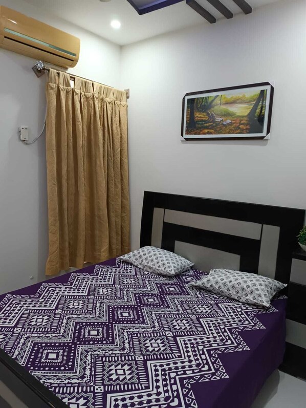 1 bedroom, iron/ironing board, WiFi