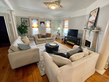 Fdfa3b06 c13d 4174 954a 0e9d9063016c