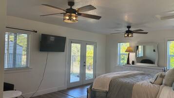 4 多间卧室、客房内保险箱、熨斗/熨衣板、WiFi