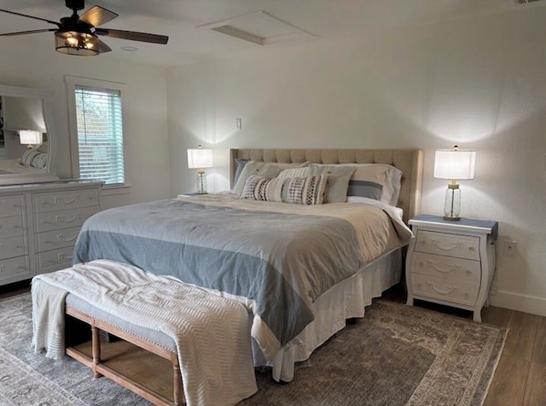 4 bedrooms, in-room safe, iron/ironing board, WiFi