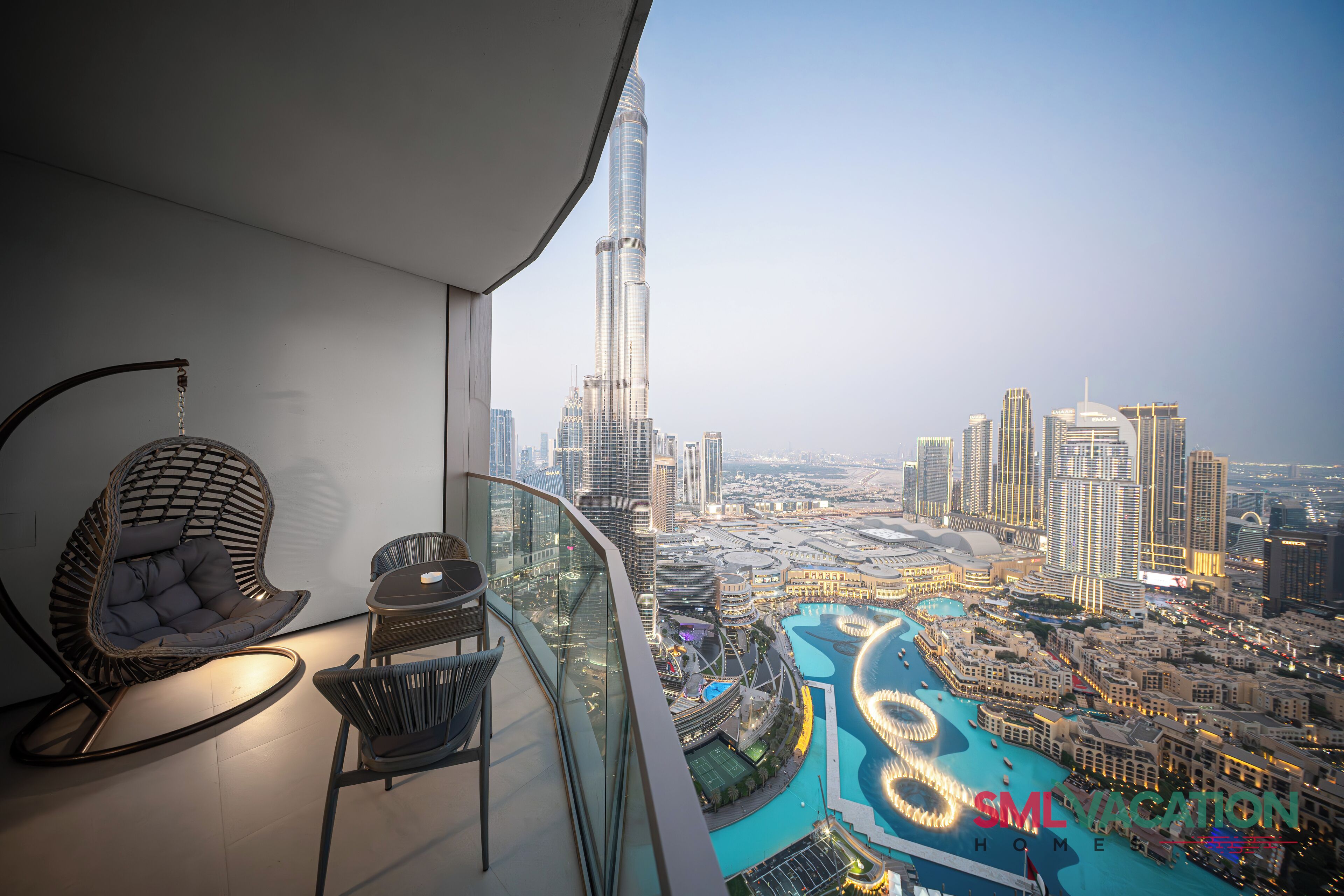 Three Bedroom Two Bathroom Apartments with Burj Khalifa & Dubai Fountain Views | Free WiFi, bed sheets
