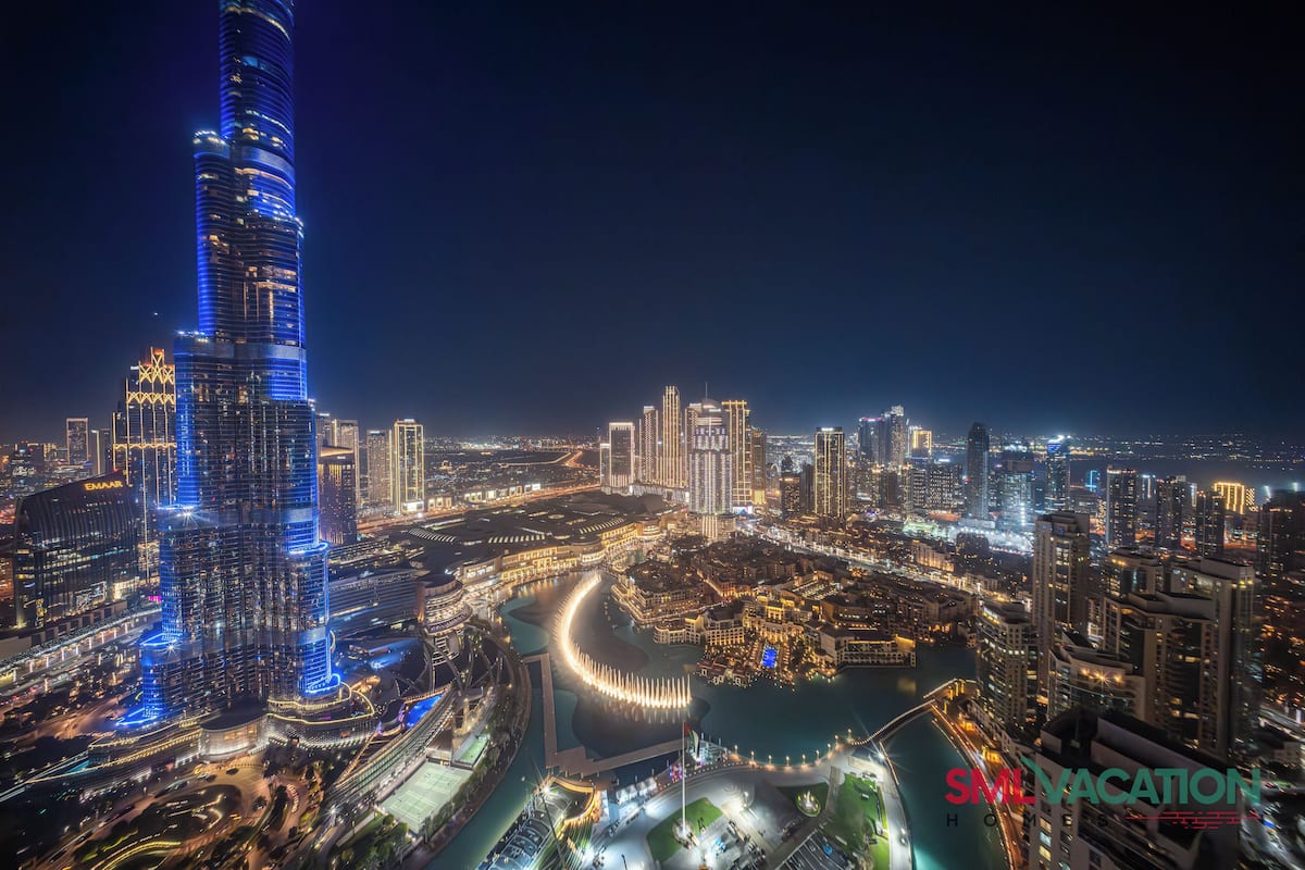Three Bedroom Two Bathroom Apartments with Burj Khalifa & Dubai Fountain Views | Truy cập Internet không dây miễn phí, bộ trải giường 