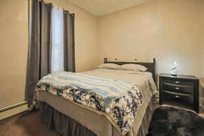 2 habitaciones, tabla de planchar con plancha, wifi y ropa de cama