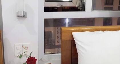 Purple Sun Apartment & Spa Da Nang