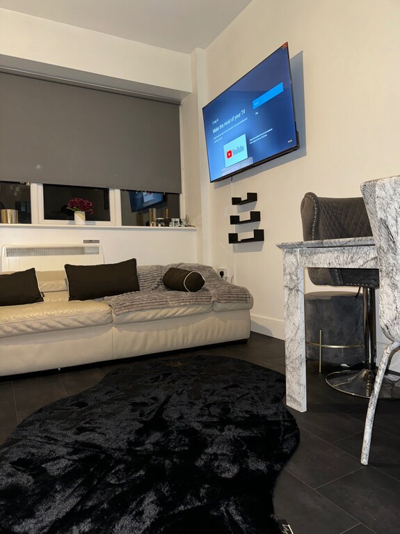 Central Sheffield 3-bed Apt, Sleeps 6 With Parking - 謝菲爾德