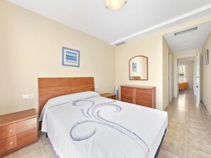 Casa, 4 quartos, terraço | 4 quartos