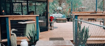 The Blue Heron Hideaway- 2-bedroom cottage in lovely Cross Creek, FL,