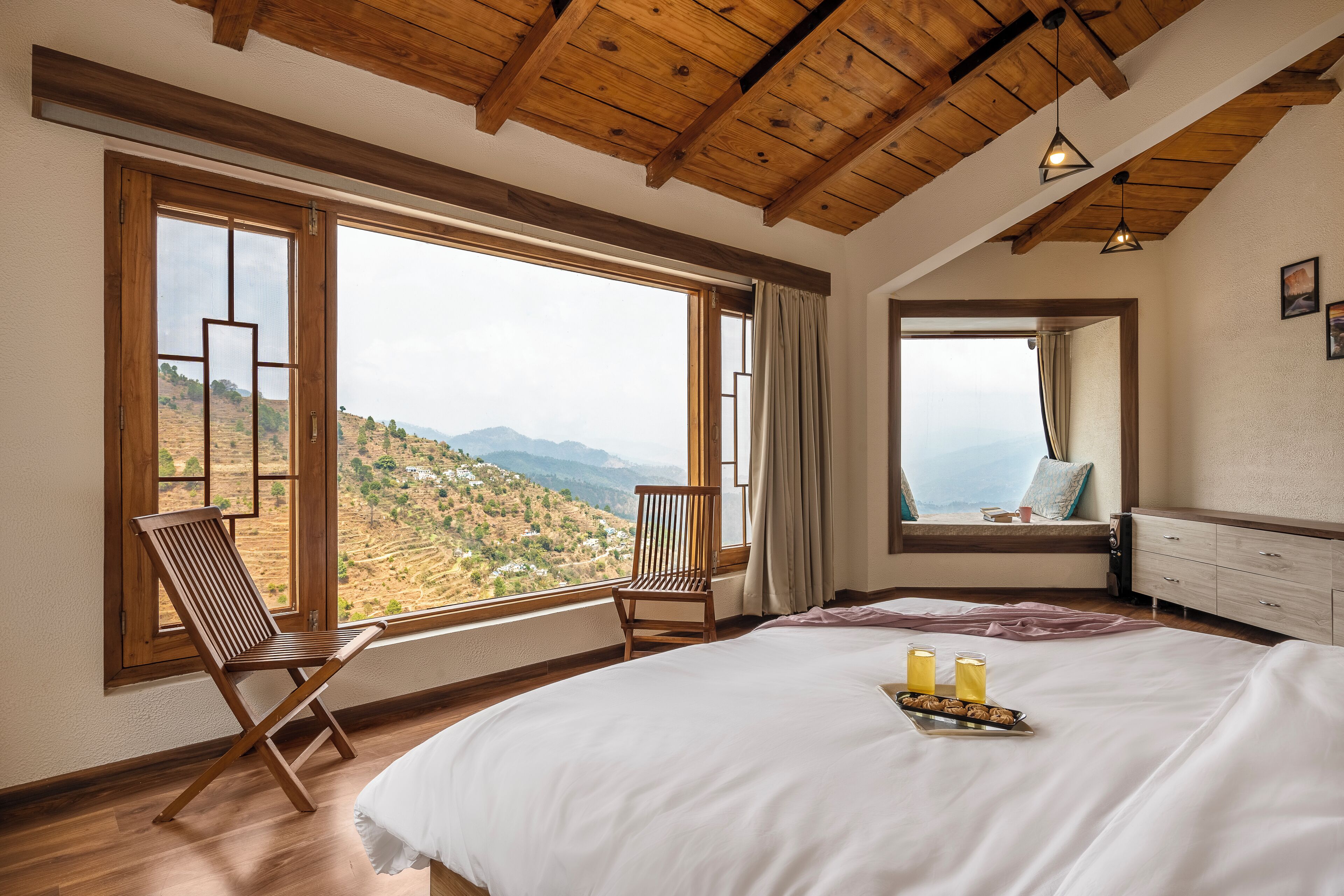 Signature Villa | Premium bedding, in-room safe, individually decorated