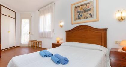 Global Bretos 12 - By Global Rental Holidays 7993