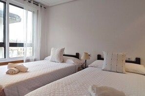 2 Schlafzimmer, Bügeleisen/Bügelbrett, WLAN, Bettwäsche
