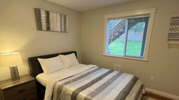 2 多间卧室、熨斗/熨衣板、免费 WiFi、床单