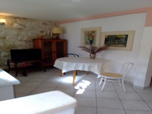 Appartement (Two Bedroom Apartment with Terrace (A) | Dineerruimte