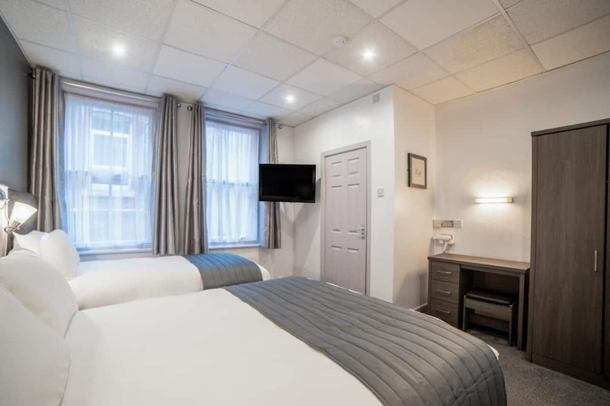 Wifi gratis y ropa de cama