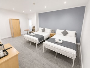 Family Apartment, 2 Bedrooms | Free WiFi, bed sheets - Gresham Hotel Blackpool (Blackpool)