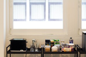Snack bar