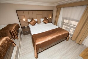 Family Duplex, Balcony, City View | Premium bedding, minibar, in-room safe, desk - Pasage Hotel Baku (Baku)