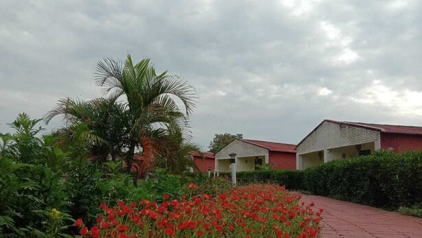 Front of property - Satkosia Hill View resort (Athagarh)