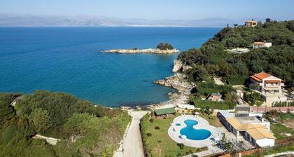 Villa Aurora Blue – Ferienvilla auf Korfu