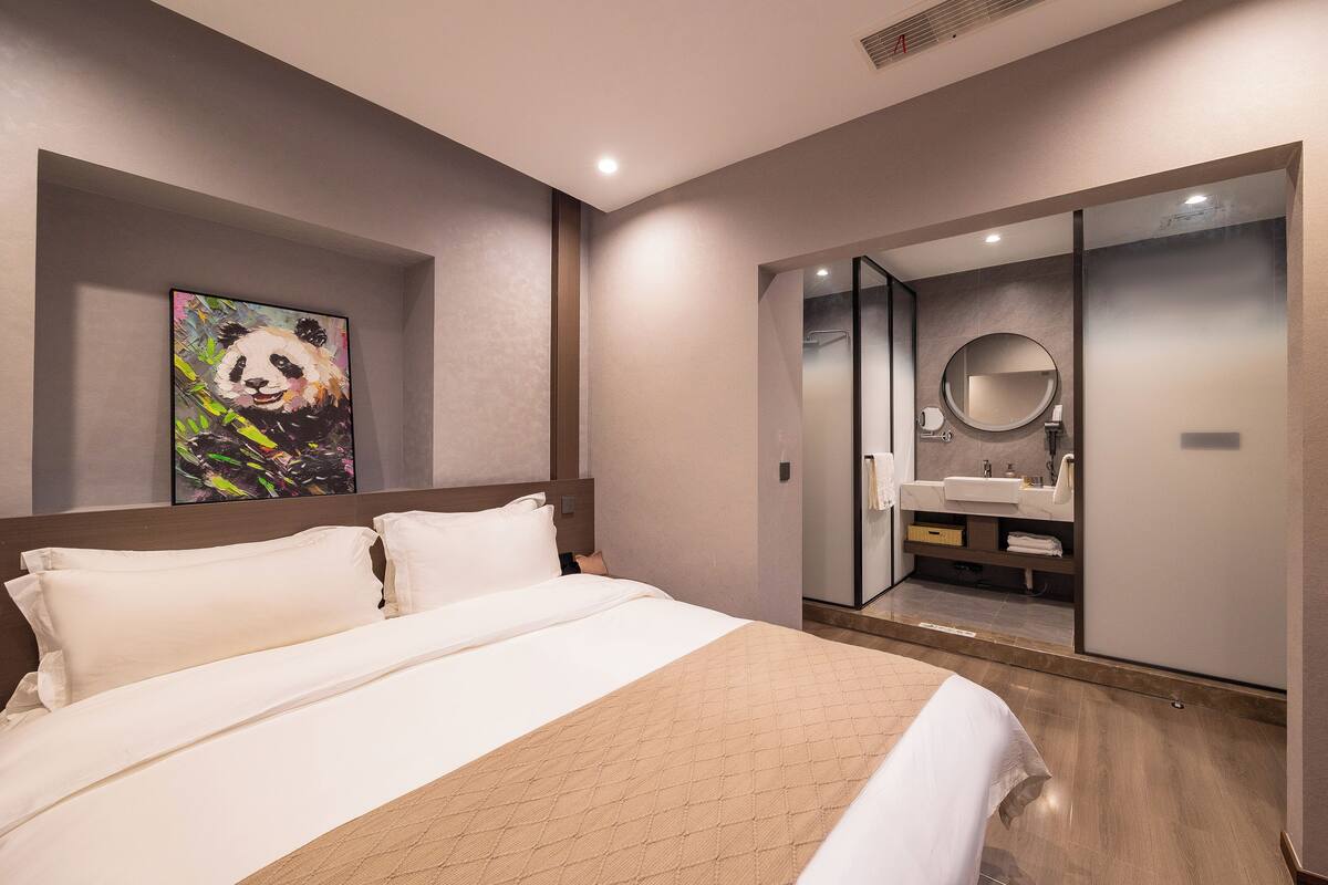 Basic Double Room, Garden View