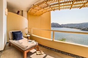 Property grounds - KauKan 402  Bay-Framing Views & Sunrise-Ready Bed (Only 1 Like It) (Zihuatanejo)