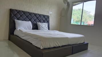 Luxury Studio | Living area