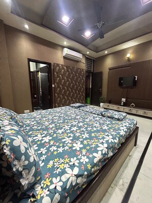 6 Schlafzimmer, Bügeleisen/Bügelbrett, WLAN, Bettwäsche