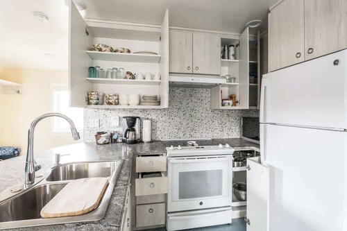 #StayinMyDistrict East End Spud Nest