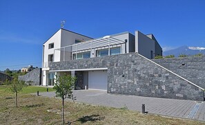 Esterni