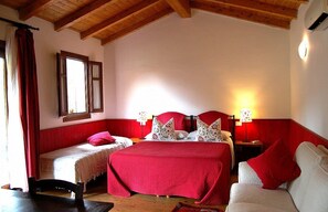 1 chambre, Wi-Fi gratuit, draps fournis