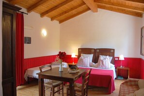 1 chambre, Wi-Fi gratuit, draps fournis