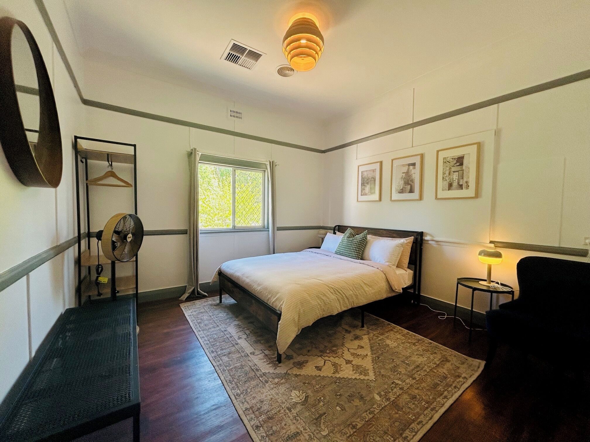 4 Schlafzimmer, Bügeleisen/Bügelbrett, WLAN, Bettwäsche