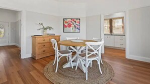 Dining - Bant Cottage, Bant Cottage - Gorgeous Renovation, Neatly Styled (South Bathurst)