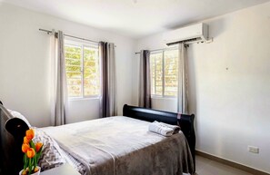 3 chambres, fer et planche à repasser, Wi-Fi