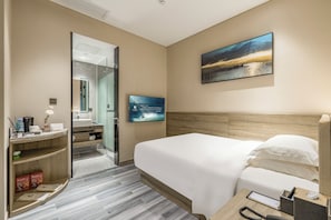 Basic Single Room | Premium bedding, memory foam beds, desk, laptop workspace - Fushang Foshan Jinshazhou Jinbo Center (Foshan)