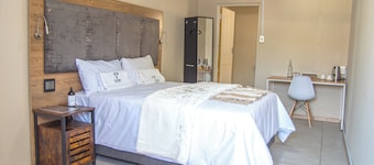 Kololo at 399 Guesthouse & Conference