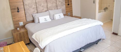 Decoración personalizada, muebles diferentes y escritorio
