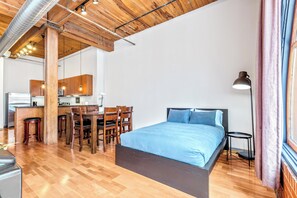 2 quartos, berço de viagem, Wi-Fi de cortesia, roupa de cama