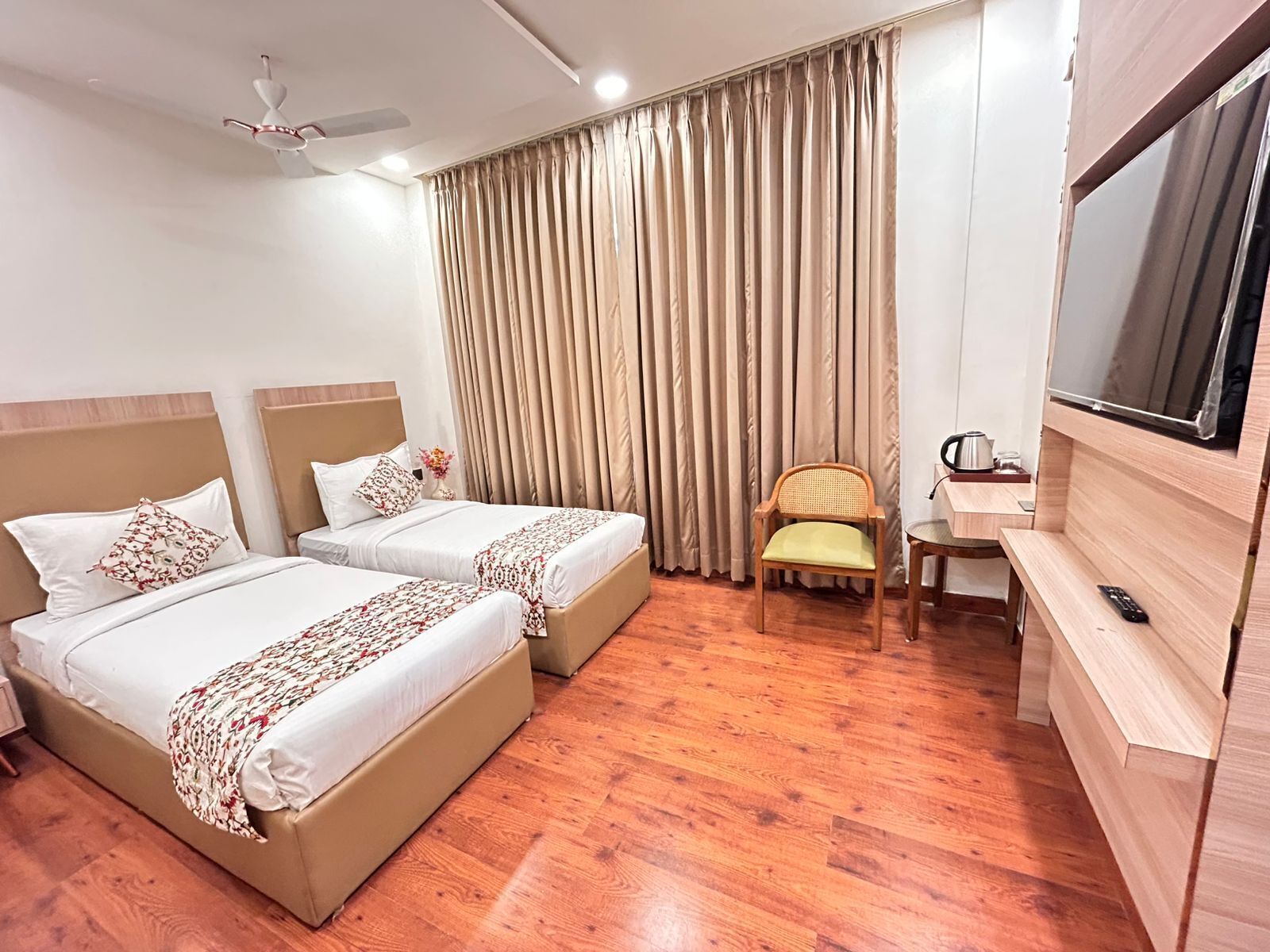 Standard Twin Room | In-room safe, laptop workspace, soundproofing, free WiFi